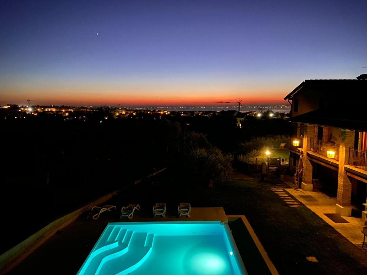 Residence Tasso Canossa - Appartamento Con Piscina Lazise Exterior foto