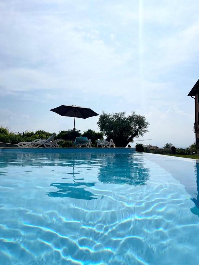Residence Tasso Canossa - Appartamento Con Piscina Lazise Exterior foto
