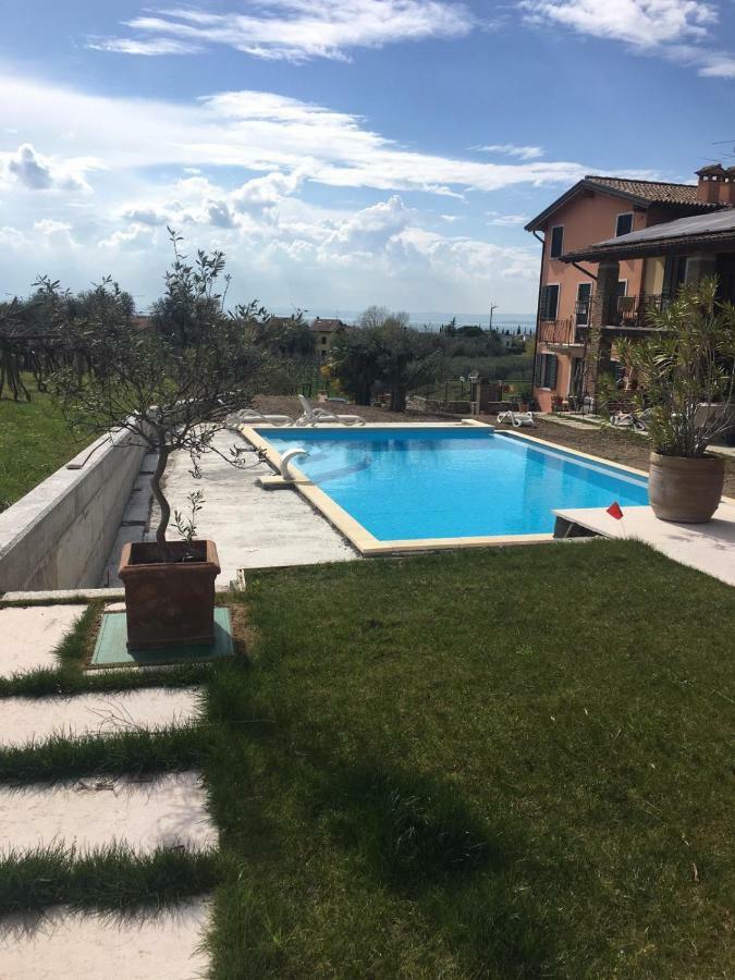 Residence Tasso Canossa - Appartamento Con Piscina Lazise Exterior foto